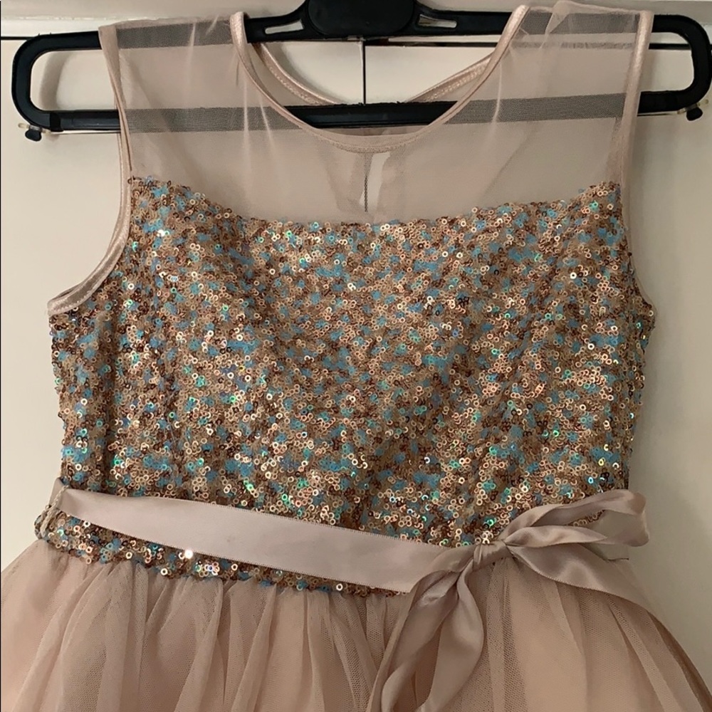 Girls Dress - Picture 2 of 4